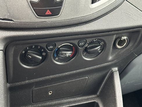 Used 2019 Ford Transit 350 XL image 19