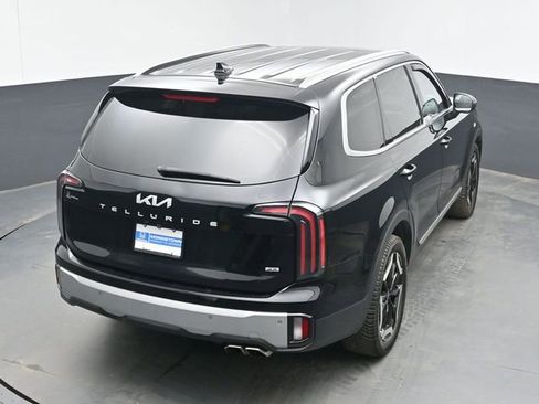 Used 2024 Kia Telluride EX w/ EX Captain's Chair Package AWD/4WD image 42
