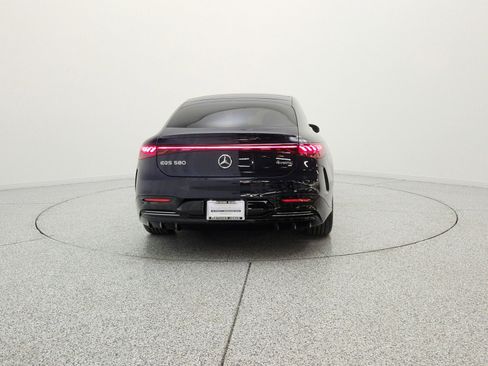 Used 2023 Mercedes-Benz EQS 580 4MATIC Sedan image 6