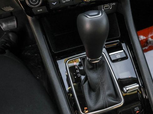 New 2026 Jeep Compass Latitude image 18