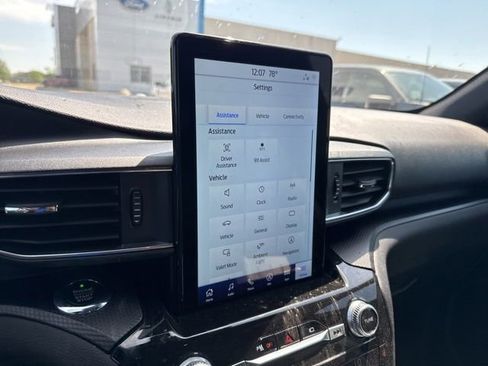 Used 2021 Ford Explorer ST w/ Equipment Group 401A image 22