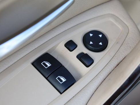 Used 2014 BMW 428i Coupe image 11