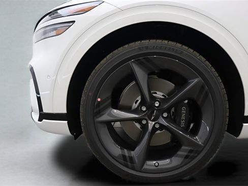 New 2026 Genesis GV70 3.5T Sport Prestige image 3