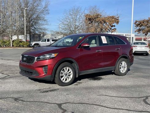 Used 2019 Kia Sorento LX image 1