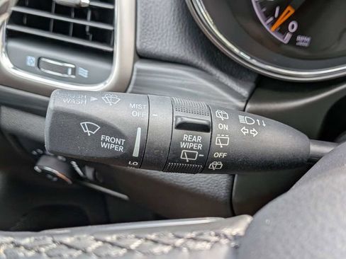 Used 2022 Jeep Grand Cherokee Laredo E RWD image 26