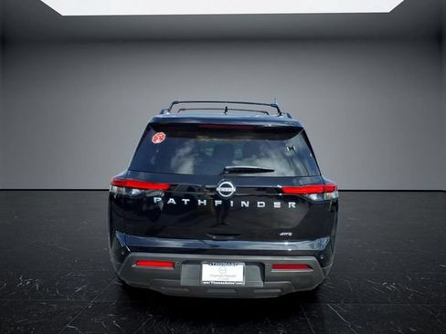 Certified 2025 Nissan Pathfinder SV AWD/4WD image 4