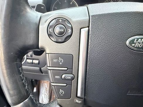 Used 2016 Land Rover LR4 HSE Silver Edition image 15