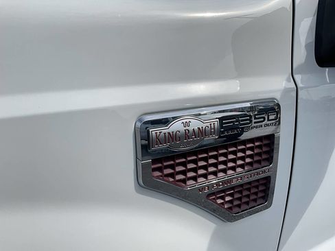 Used 2008 Ford F350 Lariat image 37