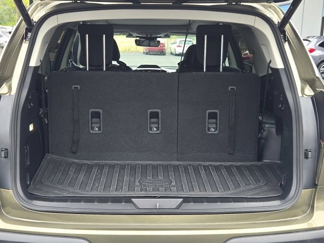 Certified 2025 Subaru Ascent Limited AWD/4WD image 18