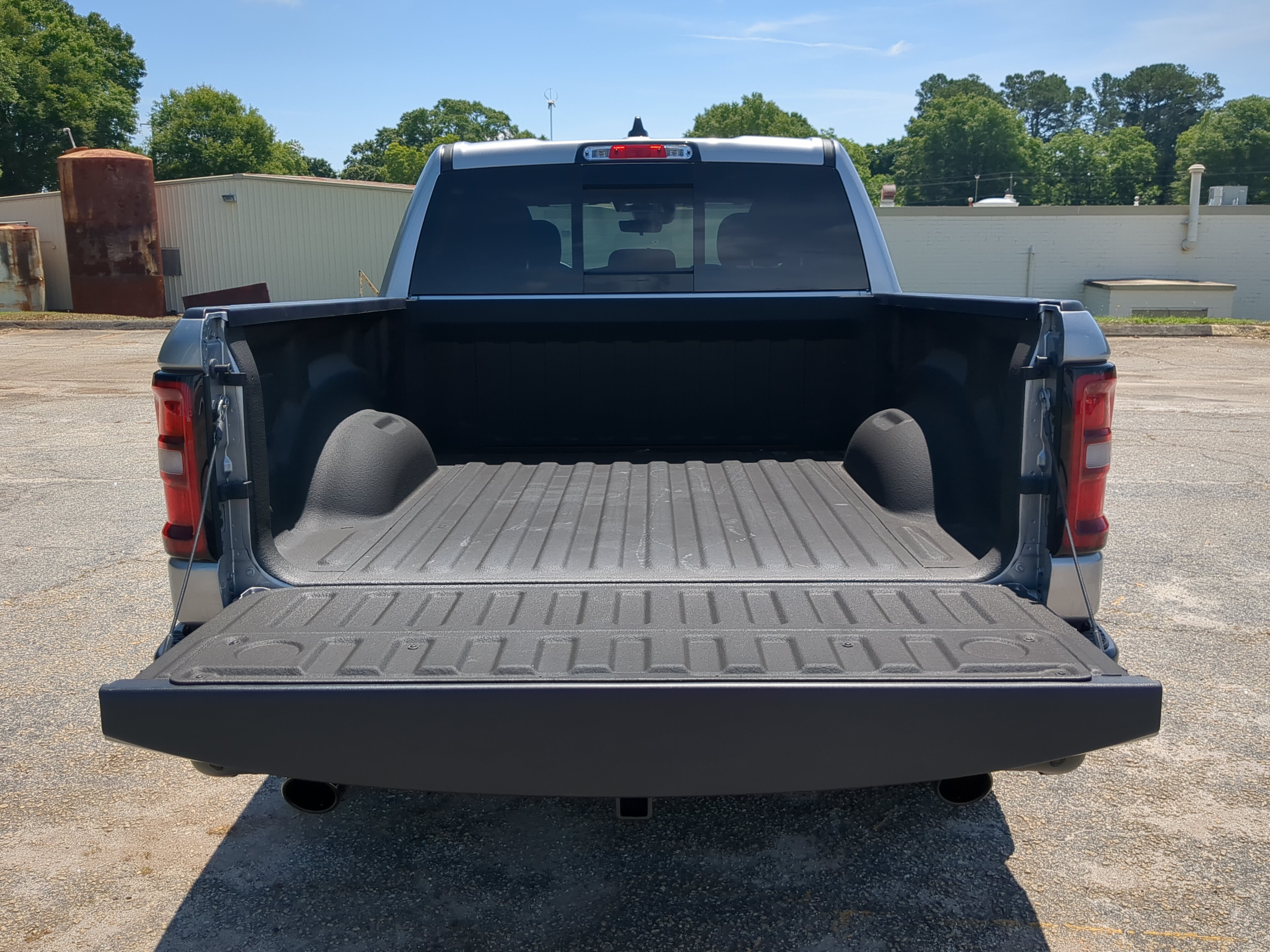 New 2026 RAM 1500 Tradesman AWD/4WD image 11