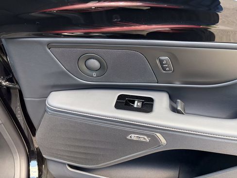 New 2026 Lincoln Nautilus Reserve w/ Jet Appearance Package AWD/4WD image 28