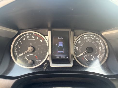 Used 2022 Toyota Tacoma SR5 image 27