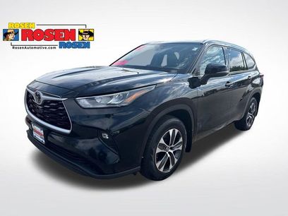 Used 2020 Toyota Highlander XLE