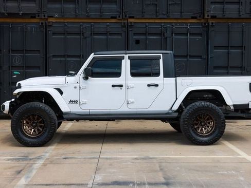 Used 2020 Jeep Gladiator Sport w/ Quick Order Package 24S AWD/4WD image 4