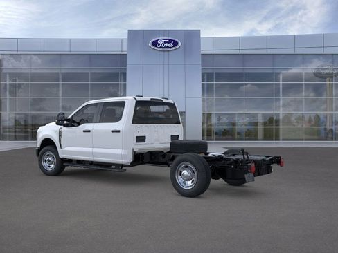 New 2026 Ford F350 XL image 4