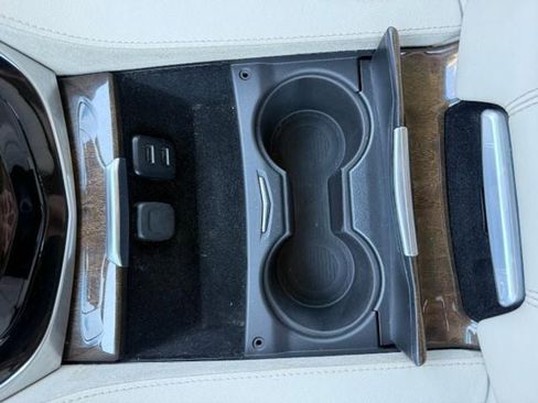 Used 2020 Cadillac Escalade ESV Premium Luxury image 57