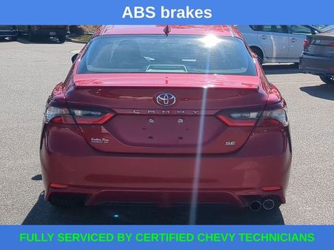 Used 2023 Toyota Camry SE image 6