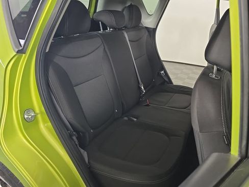 Used 2018 Kia Soul FWD image 23