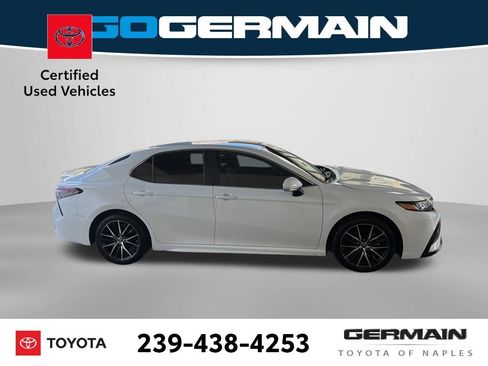 Certified 2023 Toyota Camry SE w/ Convenience Package image 3