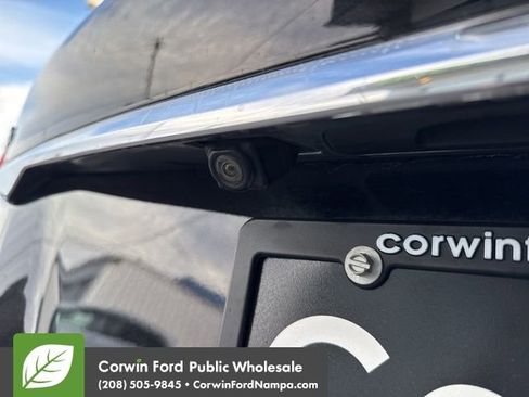 Used 2017 Cadillac XT5 FWD image 12