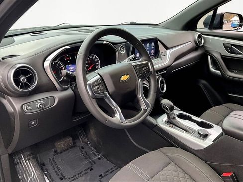Used 2022 Chevrolet Blazer LT image 12