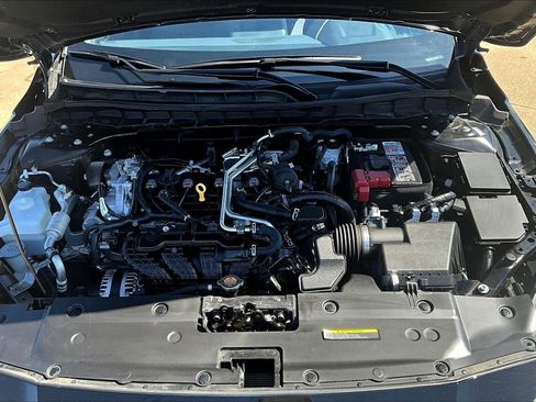 Used 2025 Nissan Altima 2.5 SV image 31