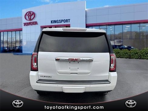 Used 2019 GMC Yukon Denali w/ Denali Ultimate Package image 4