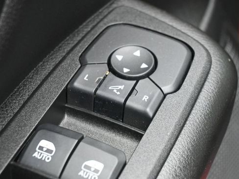 Used 2025 RAM 1500 Big Horn AWD/4WD image 13