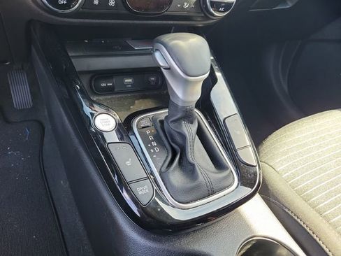 Used 2024 Kia Soul EX FWD image 24