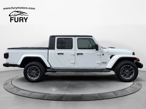 Used 2021 Jeep Gladiator Overland w/ Popular Equipment Package AWD/4WD image 2