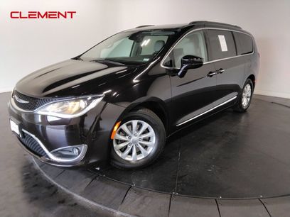 Used 2017 Chrysler Pacifica Touring-L