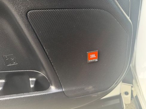 Used 2019 Toyota Highlander Limited Platinum image 13