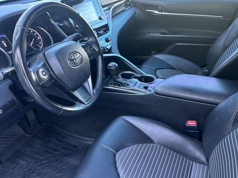 Used 2023 Toyota Camry SE w/ Convenience Package image 12