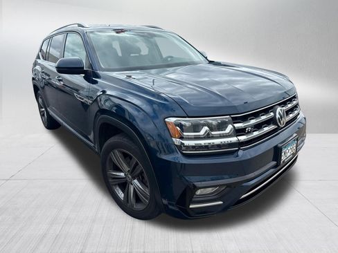Used 2019 Volkswagen Atlas SE w/ Towing Package AWD/4WD image 3