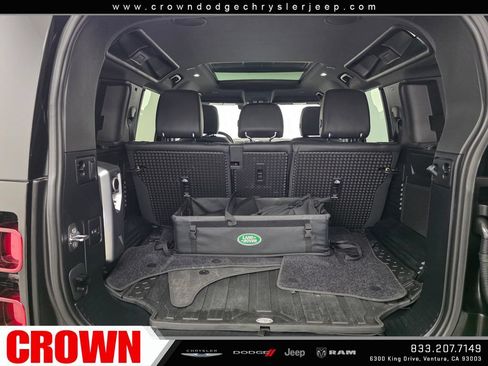 Used 2022 Land Rover Defender 110 X-Dynamic SE AWD/4WD image 22