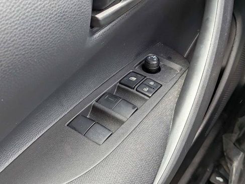 Used 2024 Toyota Corolla LE FWD image 18