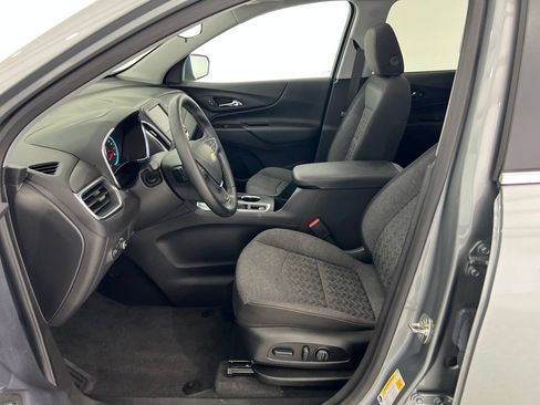 Used 2024 Chevrolet Equinox LT FWD image 18