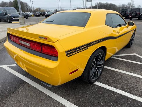 Used 2012 Dodge Challenger SRT8 Yellow Jacket w/ Premium Sound Group image 4