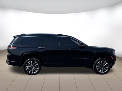 Used 2022 Jeep Grand Cherokee L Overland w/ Luxury Tech Group IV AWD/4WD image 8