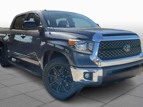 Used 2019 Toyota Tundra SR5 w/ SR5 Upgrade Package image 3