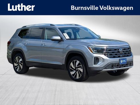 Certified 2024 Volkswagen Atlas SEL AWD/4WD image 1