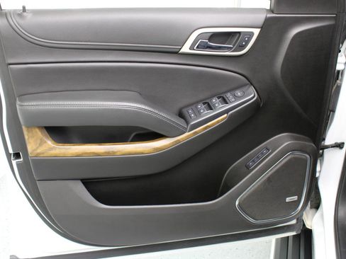 Used 2020 GMC Yukon XL Denali w/ Denali Ultimate Package image 38