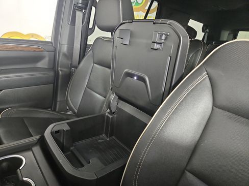 Used 2023 Chevrolet Tahoe Premier image 30