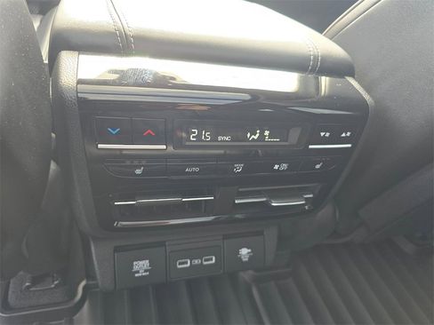 Used 2023 Acura MDX SH-AWD w/ Advance Package image 14