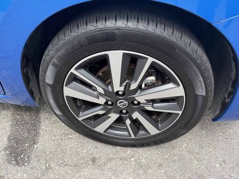 Used 2021 Nissan Versa SV FWD image 20