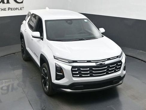New 2026 Chevrolet Equinox LT w/ Convenience Package II image 25