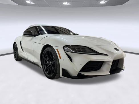 Used 2025 Toyota Supra RWD image 25