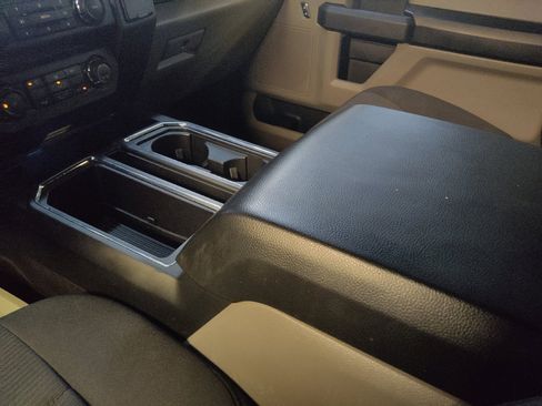 Used 2018 Ford F150 XL w/ Equipment Group 101A Mid AWD/4WD image 26