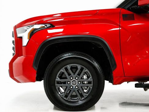 Used 2024 Toyota Tundra SR5 w/ SR5 Convenience Package image 8
