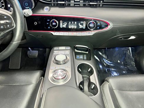 Used 2024 Genesis Electrified GV70 AWD/4WD image 20
